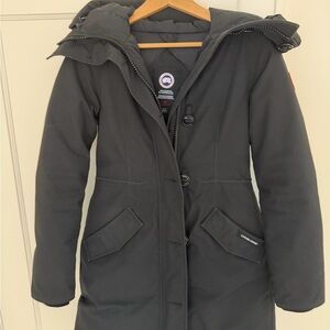 Canada Goose Women's Black Parka